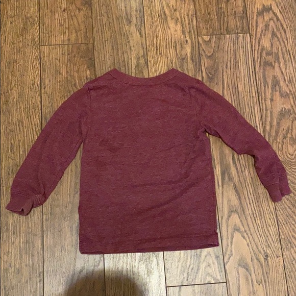 Boys 2T long sleeve maroon shirt - Picture 4 of 4